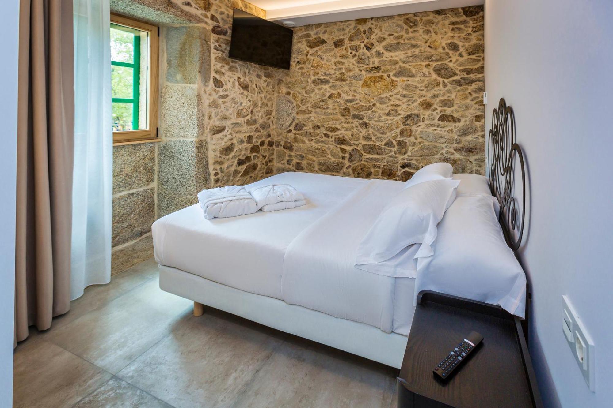 A De Lucia Hotell Quintáns Exteriör bild