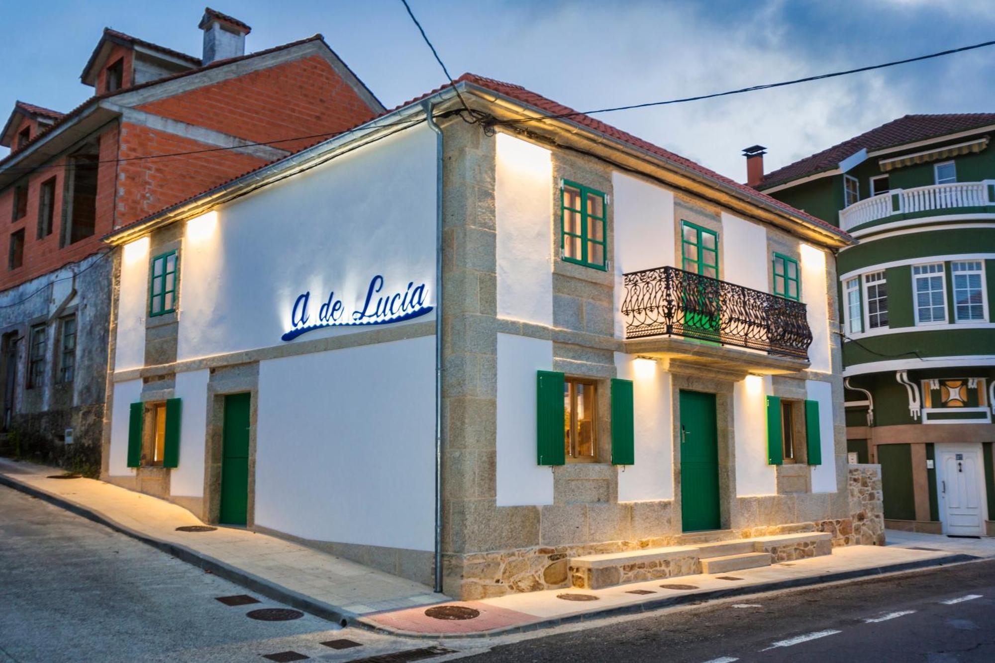 A De Lucia Hotell Quintáns Exteriör bild